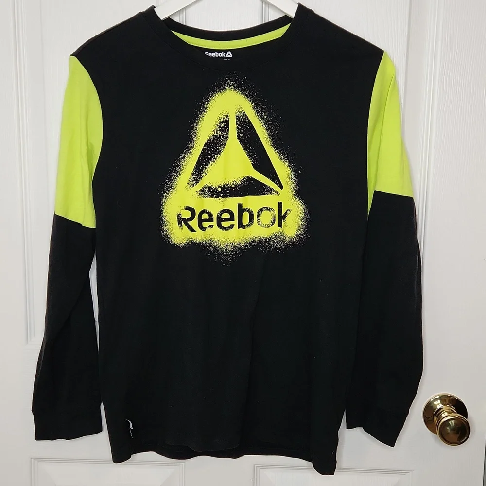 Boys Reebok 2 two longsleeve shirts hooded and lightweight size 14/ 16
